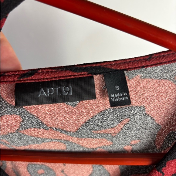 Apt 9 Fit And Flare Stretch Faux Wrap Red Black Print Fitted Dress With Belt S - Picture 3 of 5